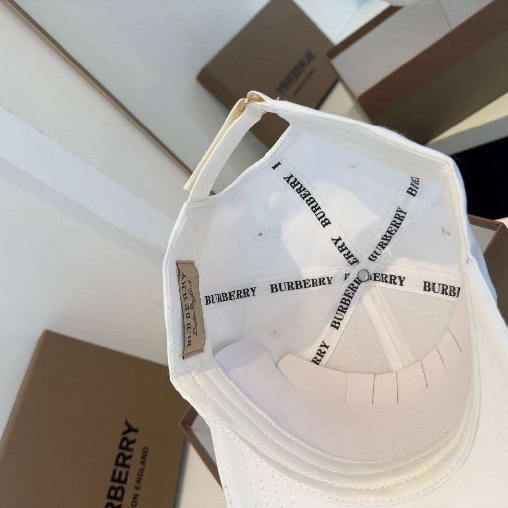 Elegant Minimalist Baseball Cap